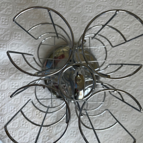 Coffee/Tea Tassimo T-Disc Pod Holder Carousel, for 30 T-Discs - Picture 7 of 7